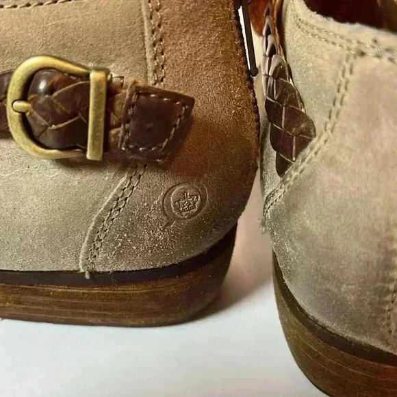 BORN Womens Sylvia Ankle Bootie Tan Leather Brown Braid Accent Back Zip Size 7.5 - Picture 6 of 11